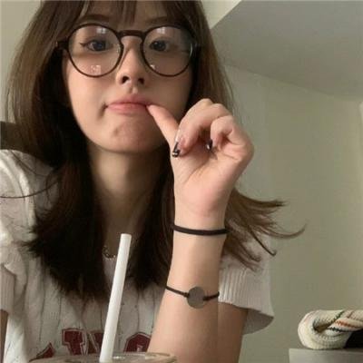 然后，她找到了我